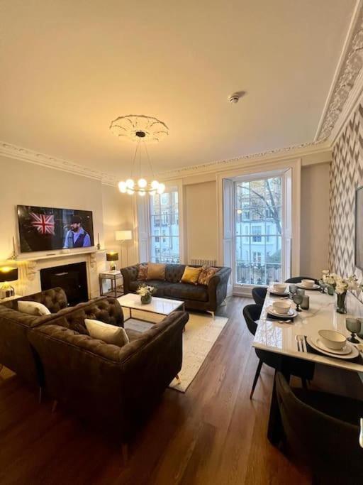 ロンドンFlat In The Heart Of Holland Parkアパートメント エクステリア 写真